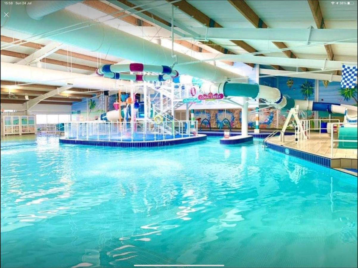 The Sherbourne Villa Selsey Buitenkant foto