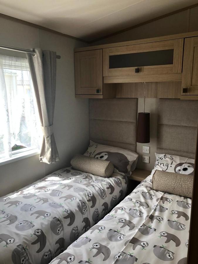 The Sherbourne Villa Selsey Buitenkant foto